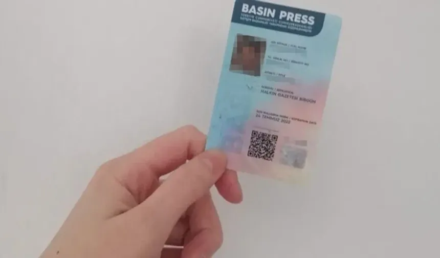 Gazeteciler İçin Yeni Dönem: Basın Kartı Resmi Nitelikli Kimlik Belgesi Oldu!