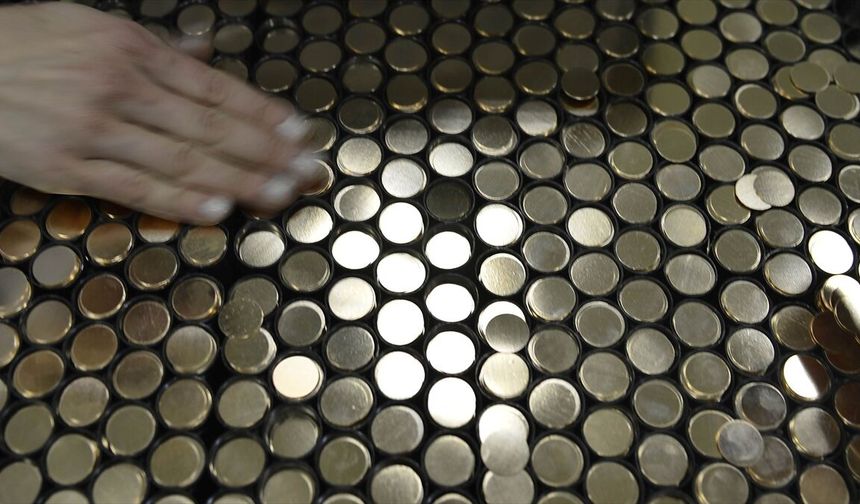 Darphane yılın ilk çeyreğinde 5 milyondan fazla altın bastı