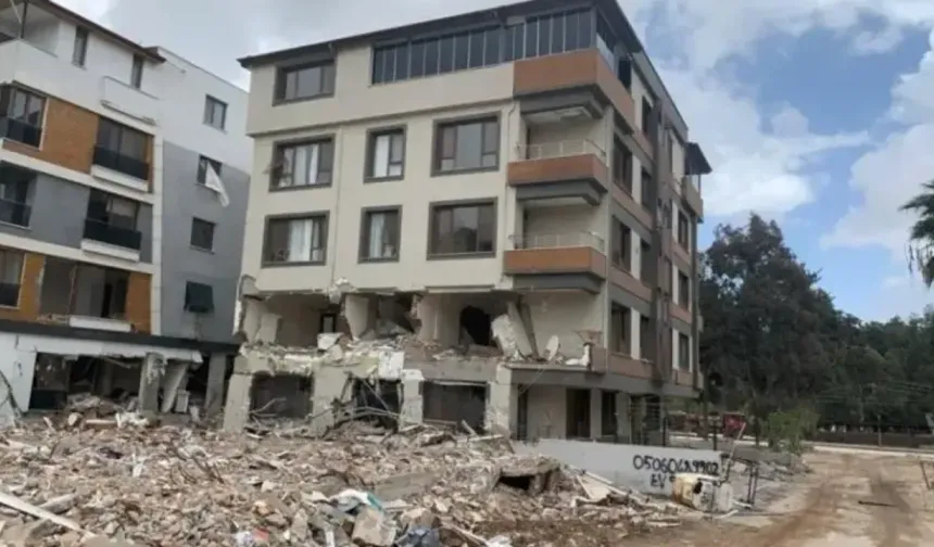 Hatay'da Bölünmüş Dublekslerde Hak Sahipliği Krizi Büyüyor!
