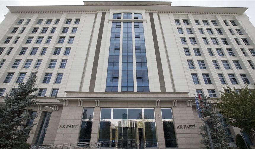 Geleceğin kadın liderlerine 'münazara eğitimi'