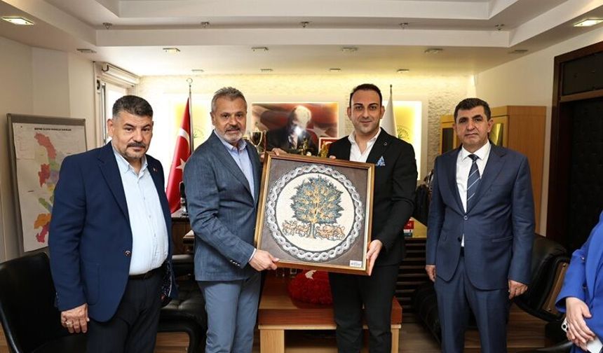 Hatay’da Dikkat Çeken Zirve: Defne İçin Güç Birliği Mesajı