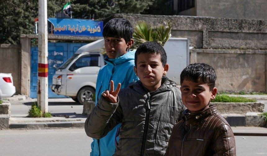 İsrail-İran gerilimi Suriye'nin güneyinde binlerce öğrenciyi okullarından mahrum etti