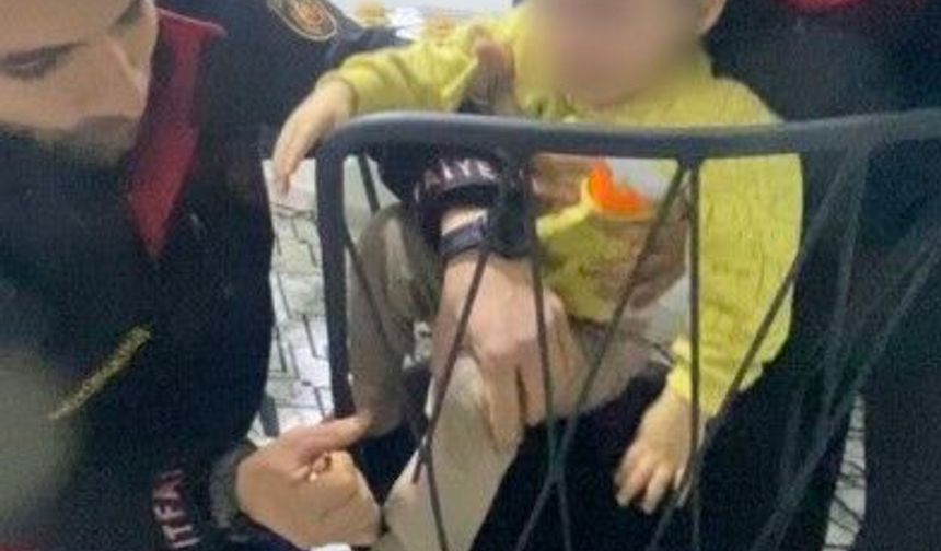 İtfaiyeci babanın oğlunu mesai arkadaşları kurtardı