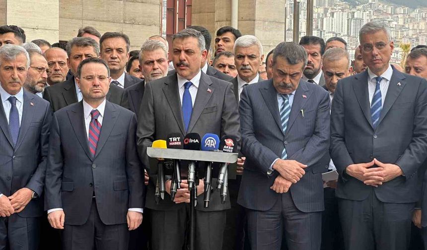 Sendikalar ve Velilerden MEB'e Ortak Çağrı: "Acil Önlem Alın, Eğitime Ara Verin!"