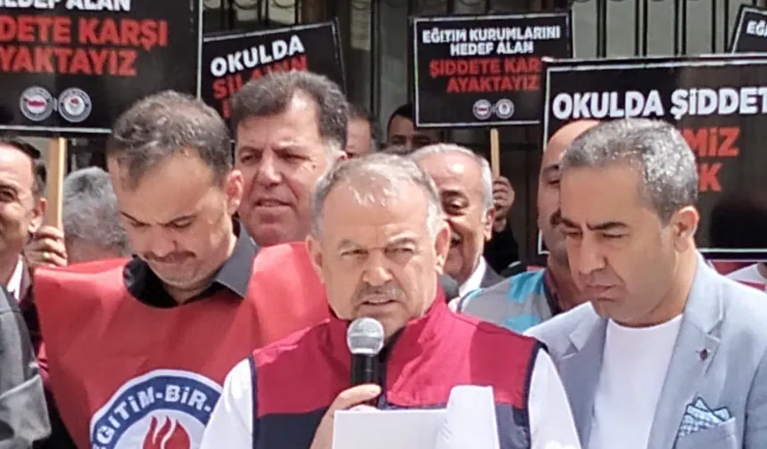 Hatay’da Eğitimciler Ayakta: “Okulda Şiddet İstemiyoruz!”