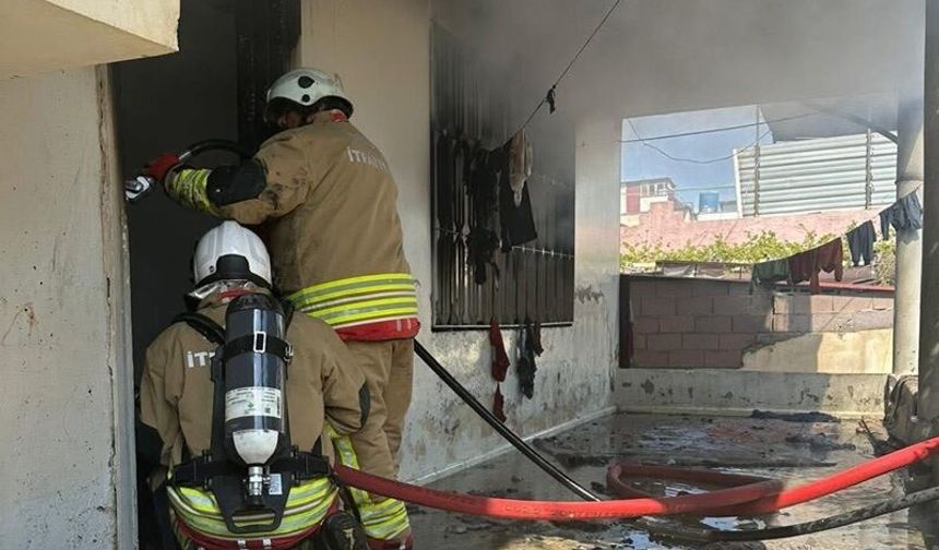 Reyhanlı'da müstakil ev alevlere teslim oldu