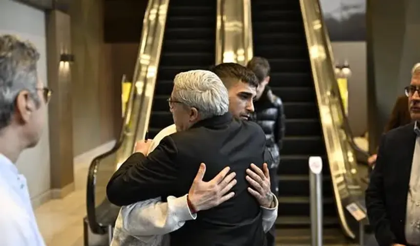 Milletvekili Yayman, Tatlıses’i Hastanede Ziyaret Etti!