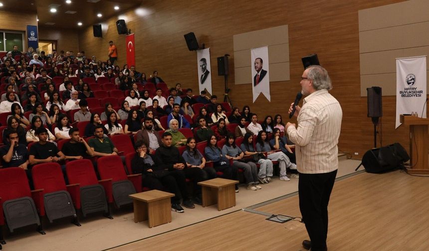 Hatay Büyükşehir’den Öğrencilere Sınav Motivasyonu Desteği