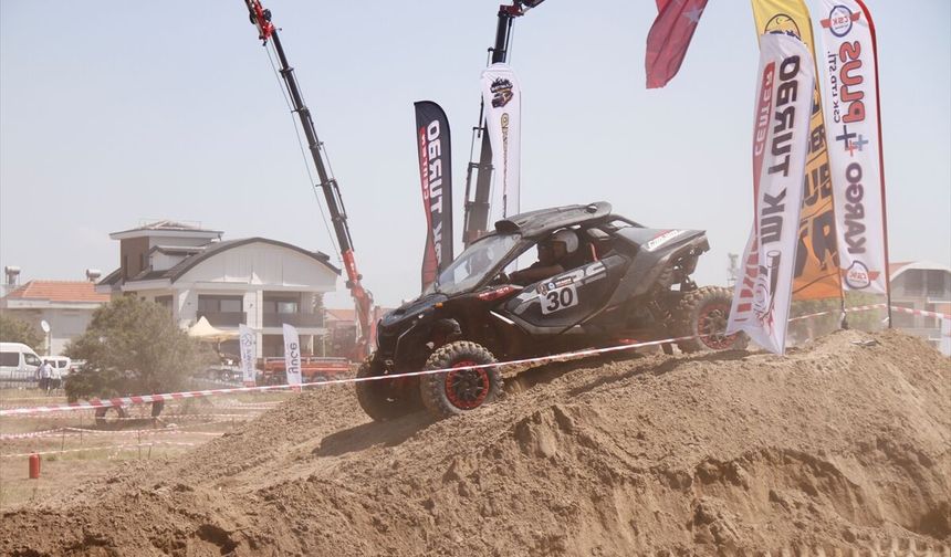 Antalya'da off-road ve kamp etkinliği düzenlendi