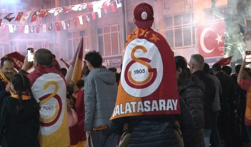 Burdur'da Galatasaraylı taraftarlar konvoylarla kutlama yaptı