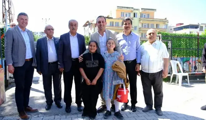 Defne’de Dayanışma Buluşması: Okul Kermesine Yoğun İlgi!