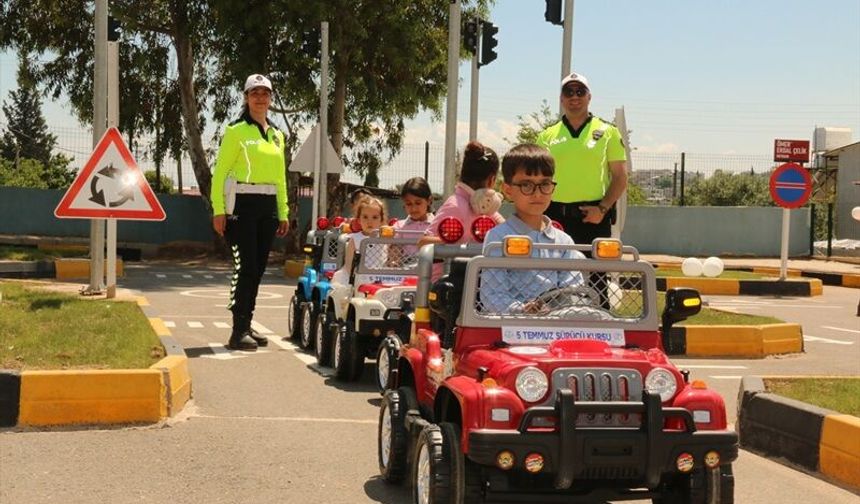 Kırıkhan ilçesinde çocuk trafik eğitim alanı açıldı