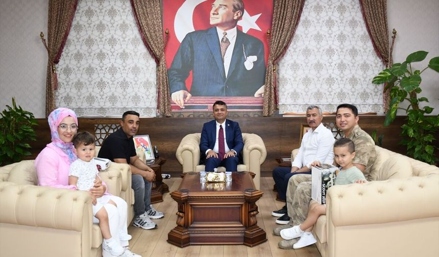 Dörtyol'da Yürek Isıtan Görüntü: Vatandaşın Hareketi Takdir Topladı!