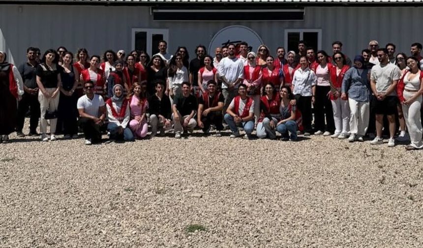 Mahmut Orhan'dan Hatay Sürprizi! Gençlerle Buluştu, Yeni Projeyi Duyurdu