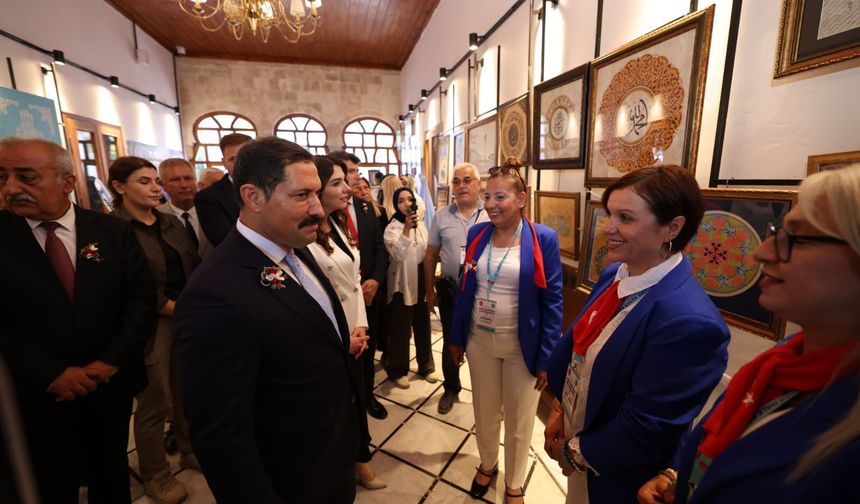 Deprem Sonrası Hatay'da Dikkat Çeken Sergi Açıldı