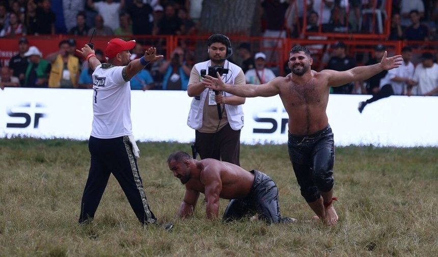 665. Tarihi Kırkpınar Yağlı Güreşleri'nde başpehlivan Erkan Taş oldu