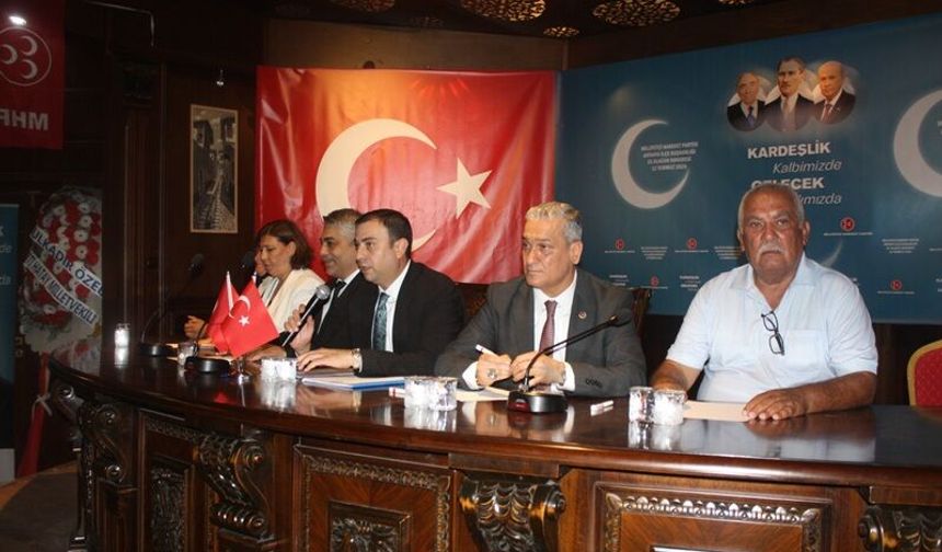 Antakya MHP Kongresi'nde Kadir Ertuğrul Güven Tazeledi