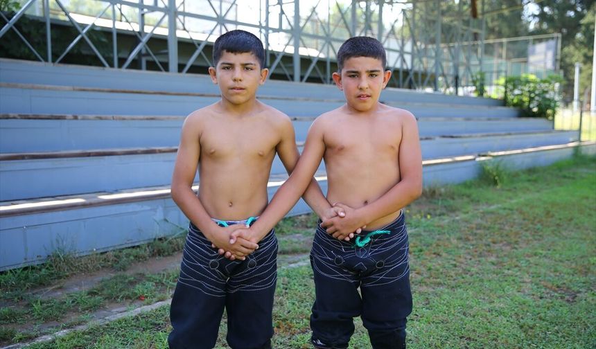 İkiz milli güreşçilerin hedefi aile geleneğini olimpiyat madalyasıyla taçlandırmak