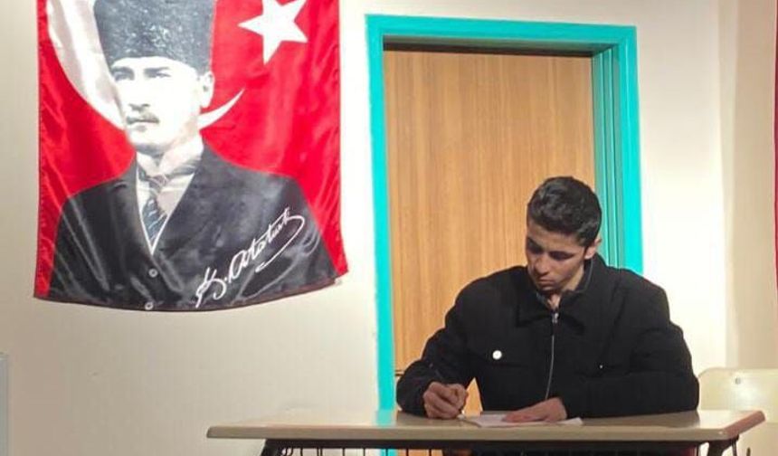 Hataylı 17 Yaşındaki Genç Yazarın Yeni Kitabı Çıktı: "Vatan Nöbetçileri"