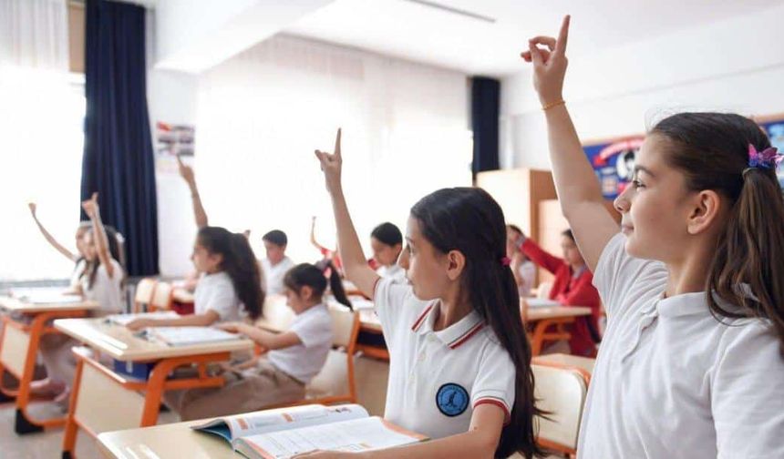 Hataylı Veliler: Çocuğunuzun Kaydedildiği Okul Belli Oluyor!