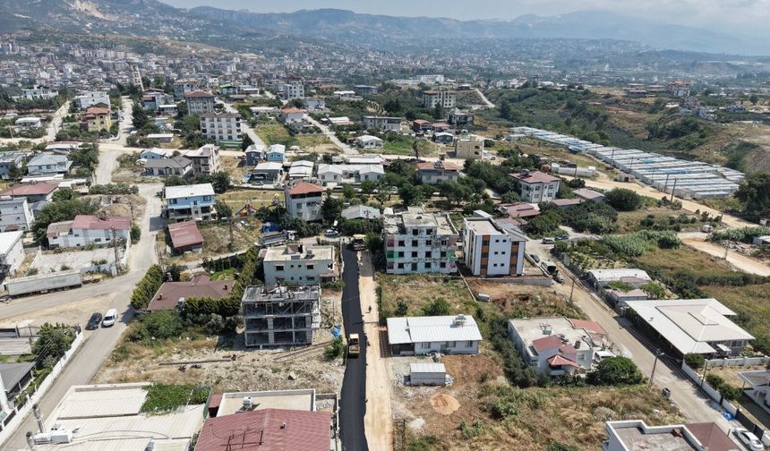 HBB, Defne Turunçlu Mahallesi’nde Beton Asfalt Serimine Başladı