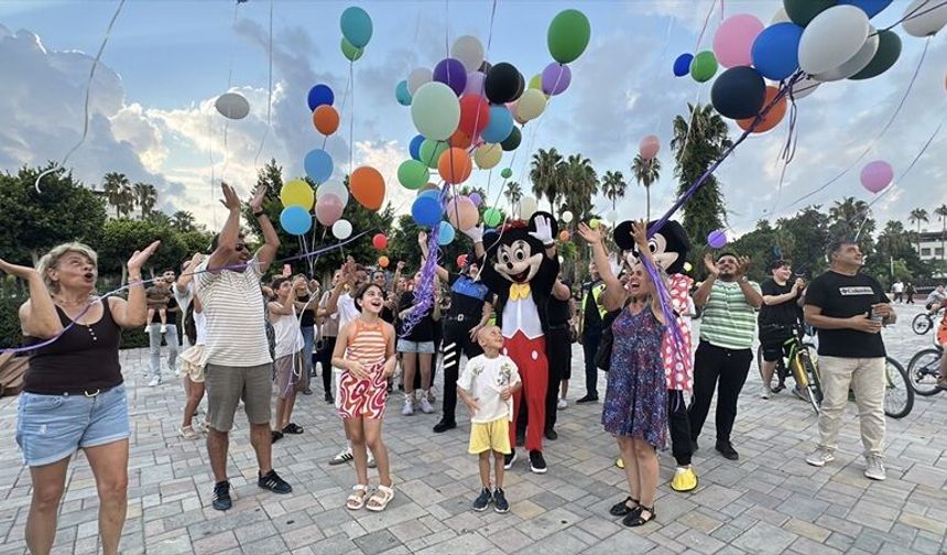 7 Yaşındaki Ege Kanseri Yendi, Hatay’da Gökyüzü Umutla Doldu