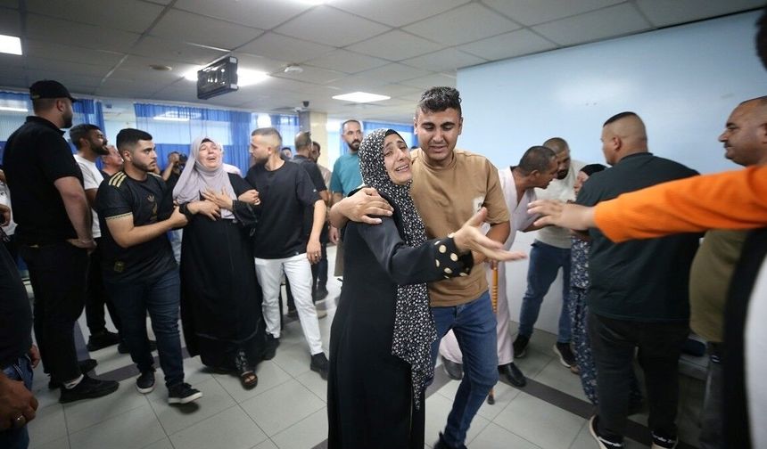 Batı Şeria'da İsrail askerlerinin vurduğu Filistinli, ambulansın engellenmesi sonucu hayatını kaybetti