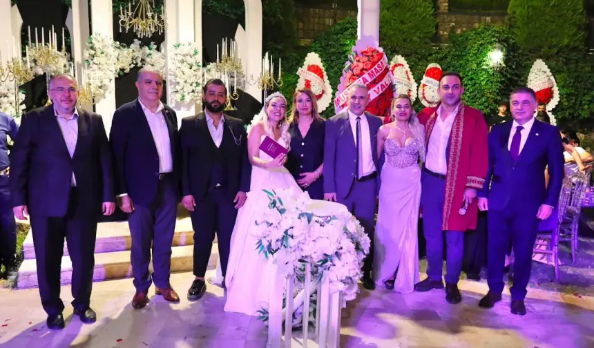 Sera ve Furkan Görkemli Düğünle Dünyaevine Girdi
