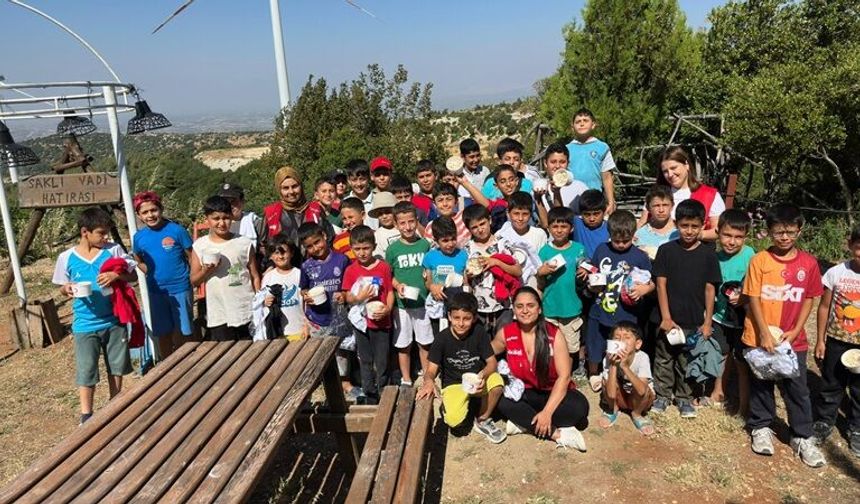 Genç Kızılay’dan Çocuklara Gönül Köprüsü