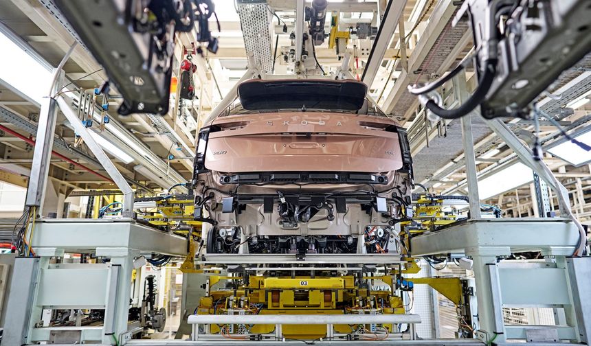 Skoda elektrikli SUV'u Peaq'in seri üretimine başladı