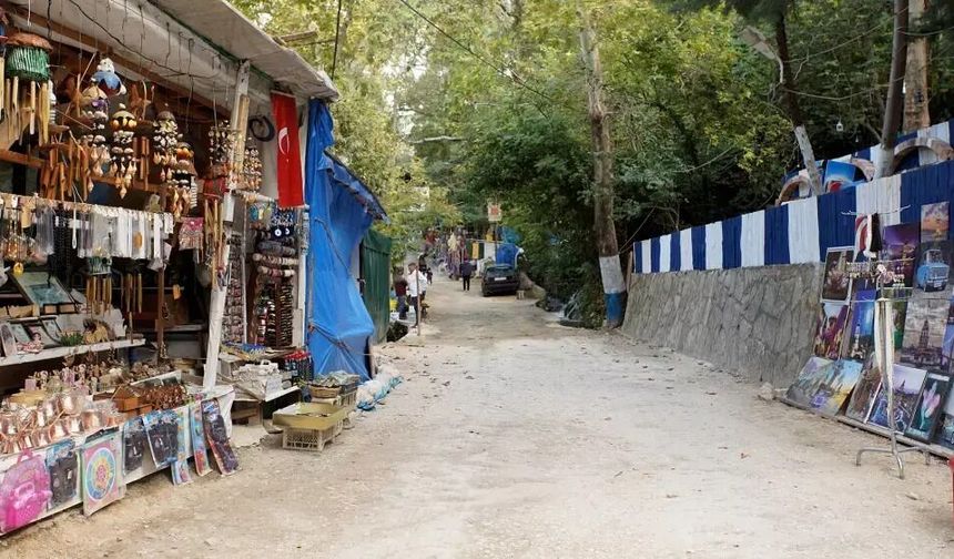 Hatay’ın Turistik Yerlerinde Fahiş Fiyatlar Cep Yakıyor: Denetleyen Yok Mu?