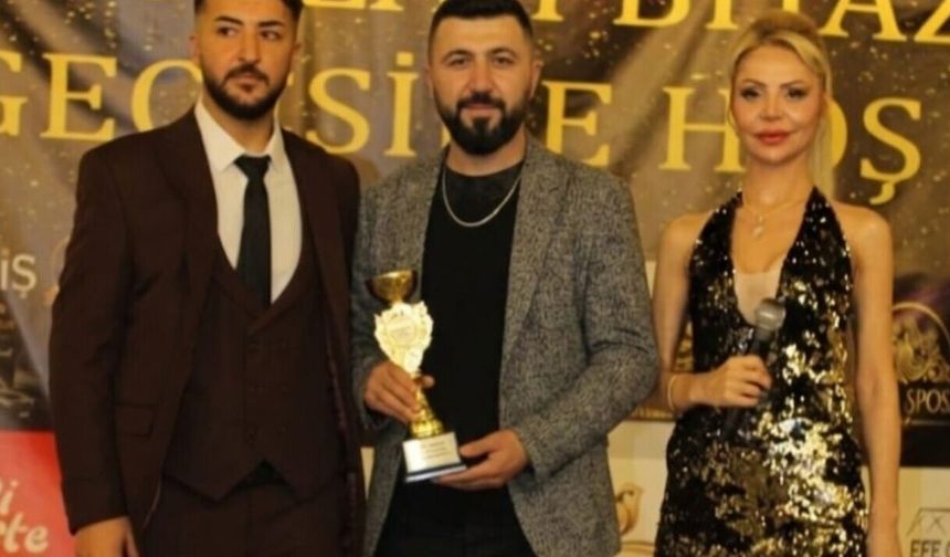 Hatay’ın En İyi Yükselen Radyo Ödülü, Dost FM Mehmet Kahraman!