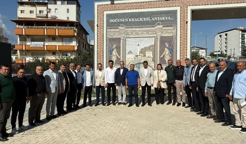 AK Parti Heyeti 15 İlçe Başkanı İle Bir Araya Geldi!