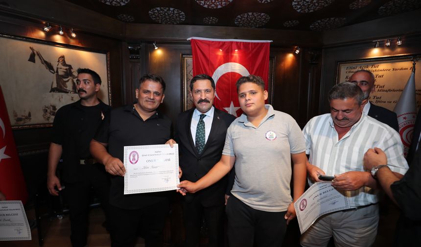 Antakyalı Esnaf İlhan Keser’e Ahilik Ödülü