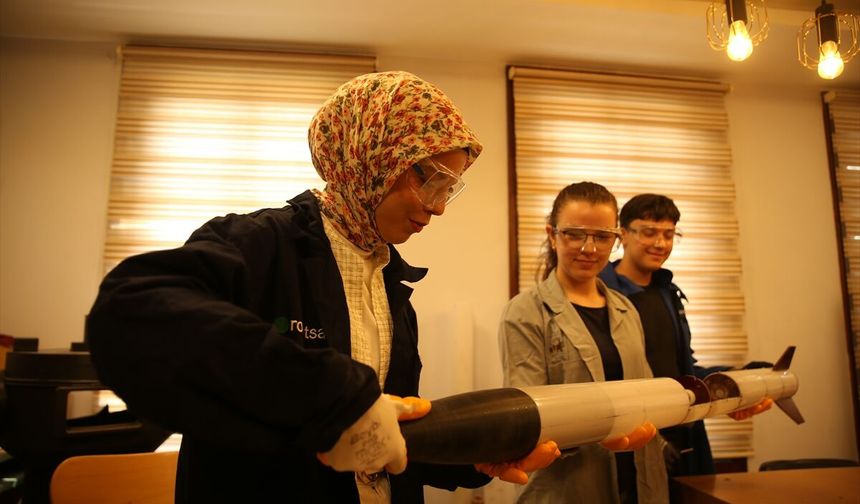 Hatay'da Roket Tasarlayan Gençler TEKNOFEST'te!