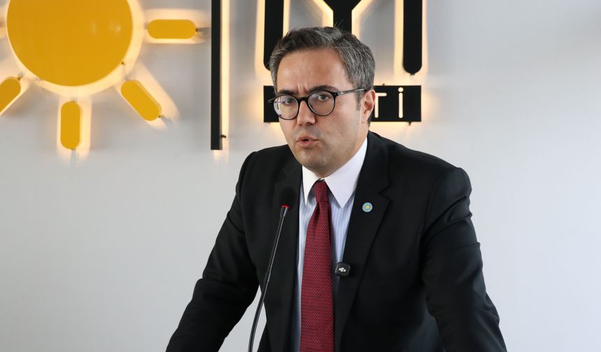 İYİ Parti Genel Başkan Yardımcısı Yılmaz, Adana'da partililerle buluştu