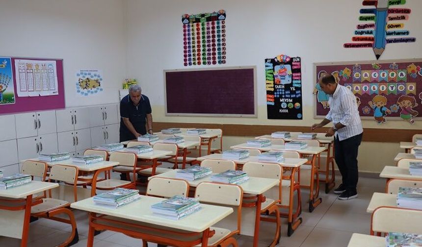 Hatay’da 1556 Okulda 360 Bin Öğrenci Dersbaşı Yapacak!
