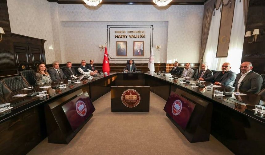 Hatay Valisi Masatlı, Muhtarlarla Bir Araya Geldi!