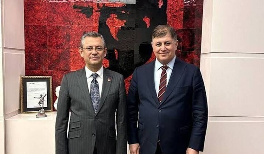 Özgür Özel’den Cemil Tugay’a Çok Sert Tepki: “Hain Oğlu Haindir”