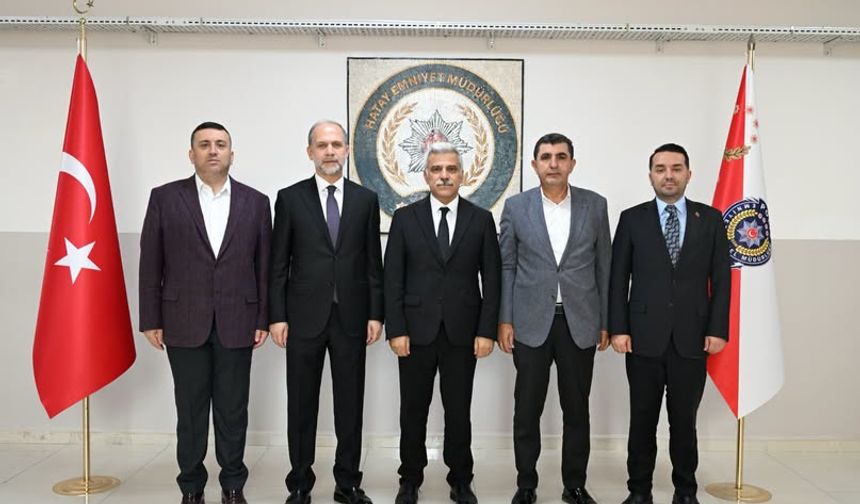 Hatay’ın Yeni Emniyet Müdürü Nihat Özen’e AK Parti’den Ziyaret