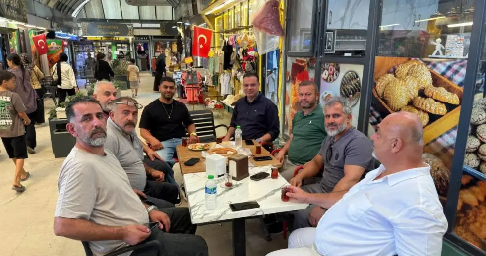 Başkan Yılmaz Uzunçarşı’da Esnafın Sorunlarını Dinledi
